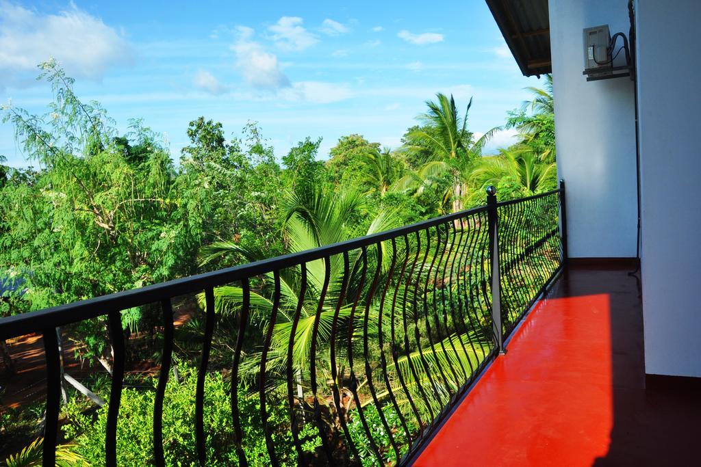 Coconut Garden House Hotel Udawalawe Kültér fotó